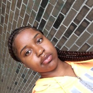 Meet your Posher, Kyla